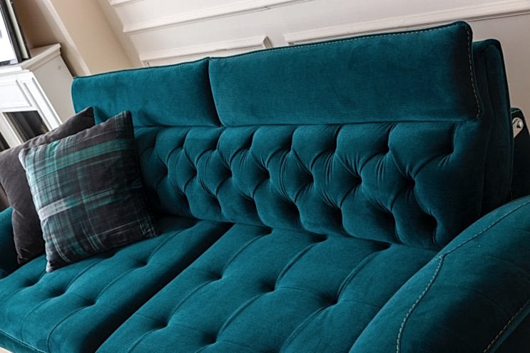 Bentley Sofa Set